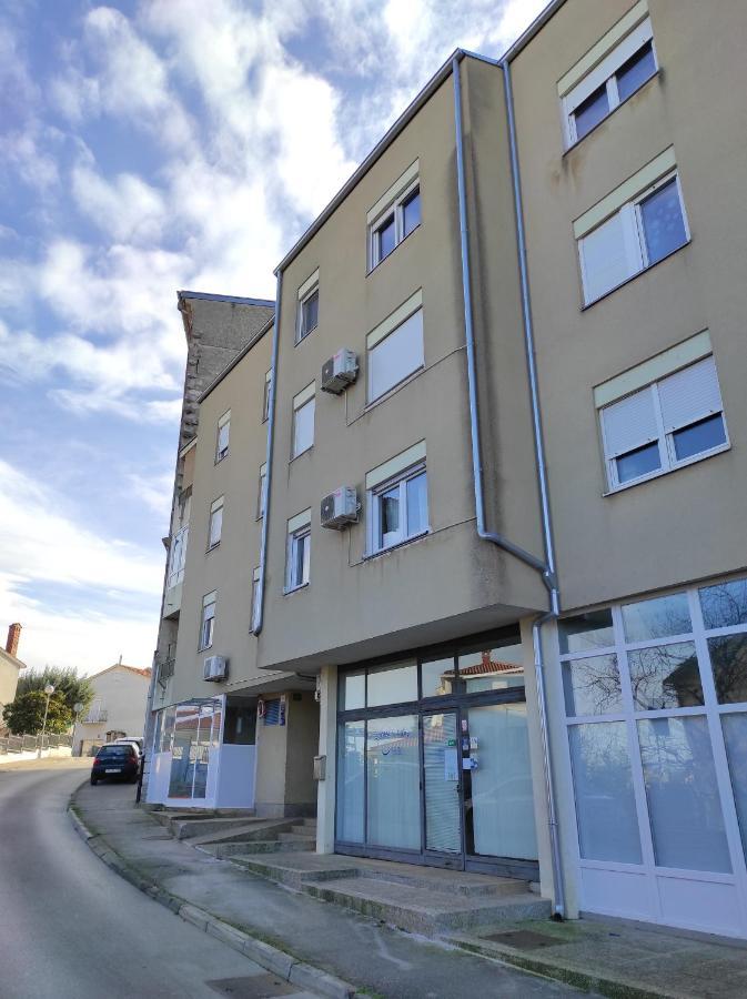 Apartment Dorrea Pola Esterno foto