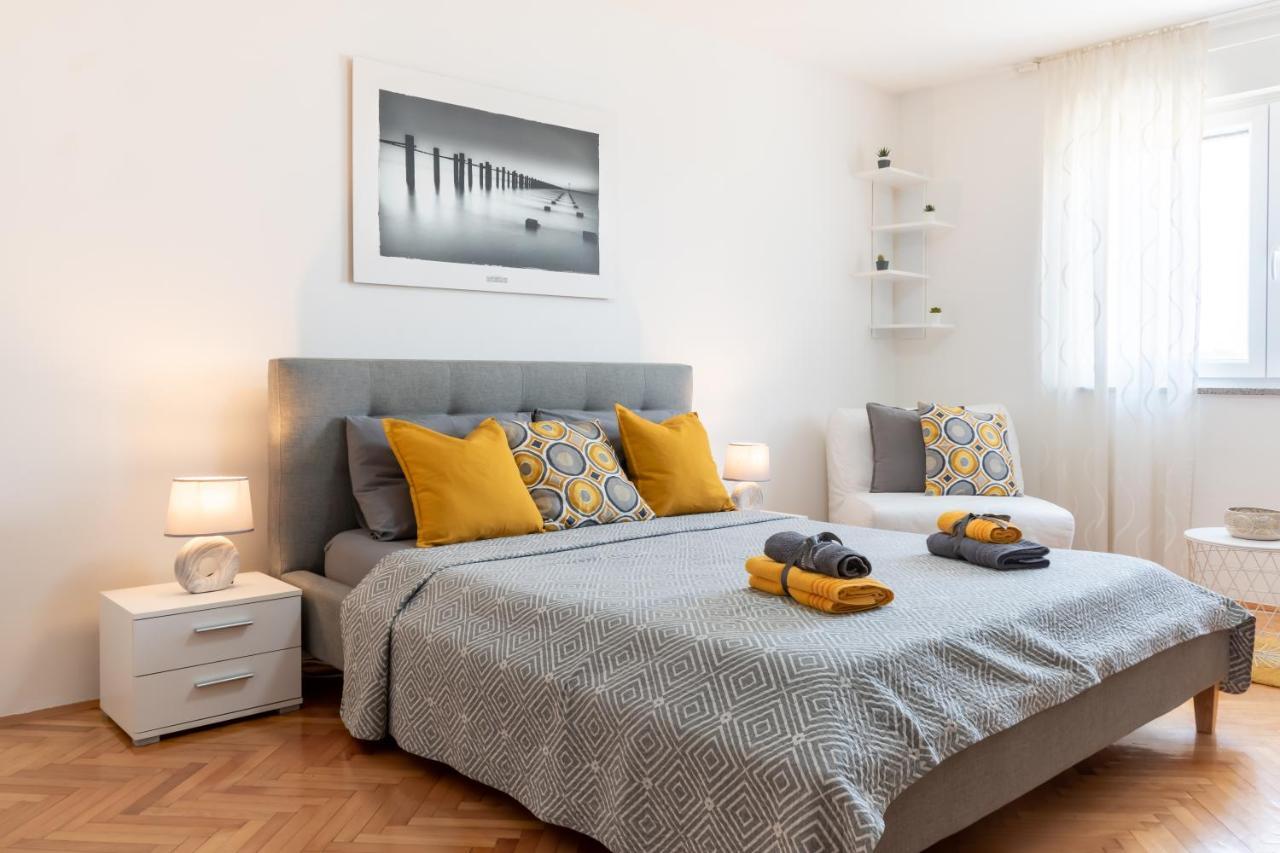 Apartment Dorrea Pola Esterno foto
