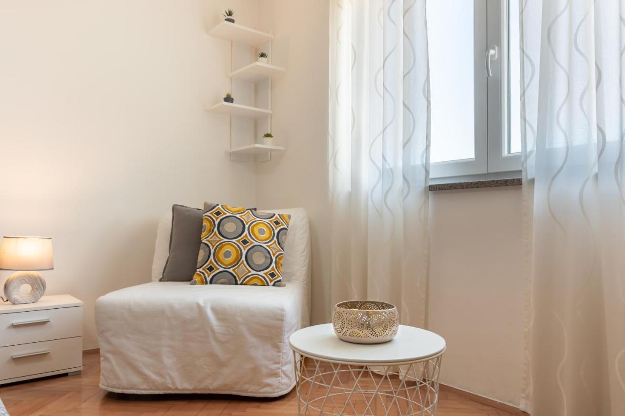 Apartment Dorrea Pola Esterno foto