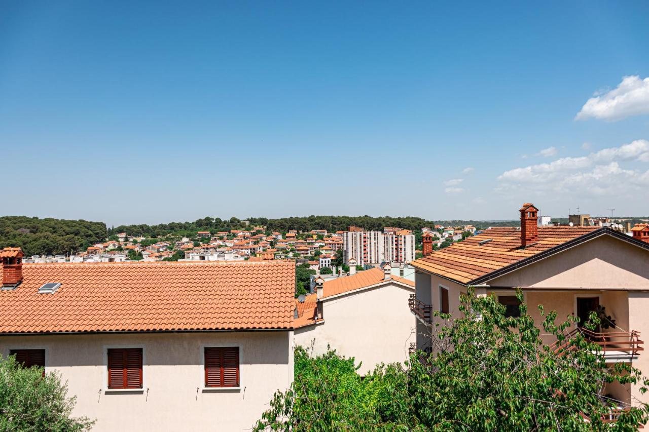 Apartment Dorrea Pola Esterno foto